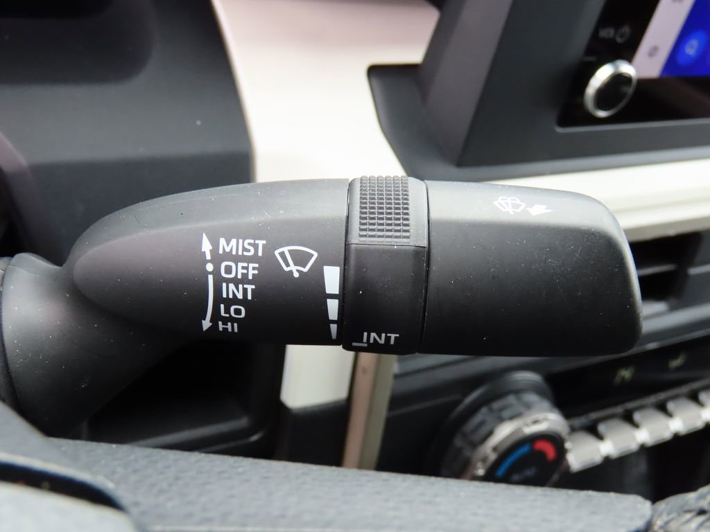 Used 2024 Toyota Tacoma TRD Off-Road image 37