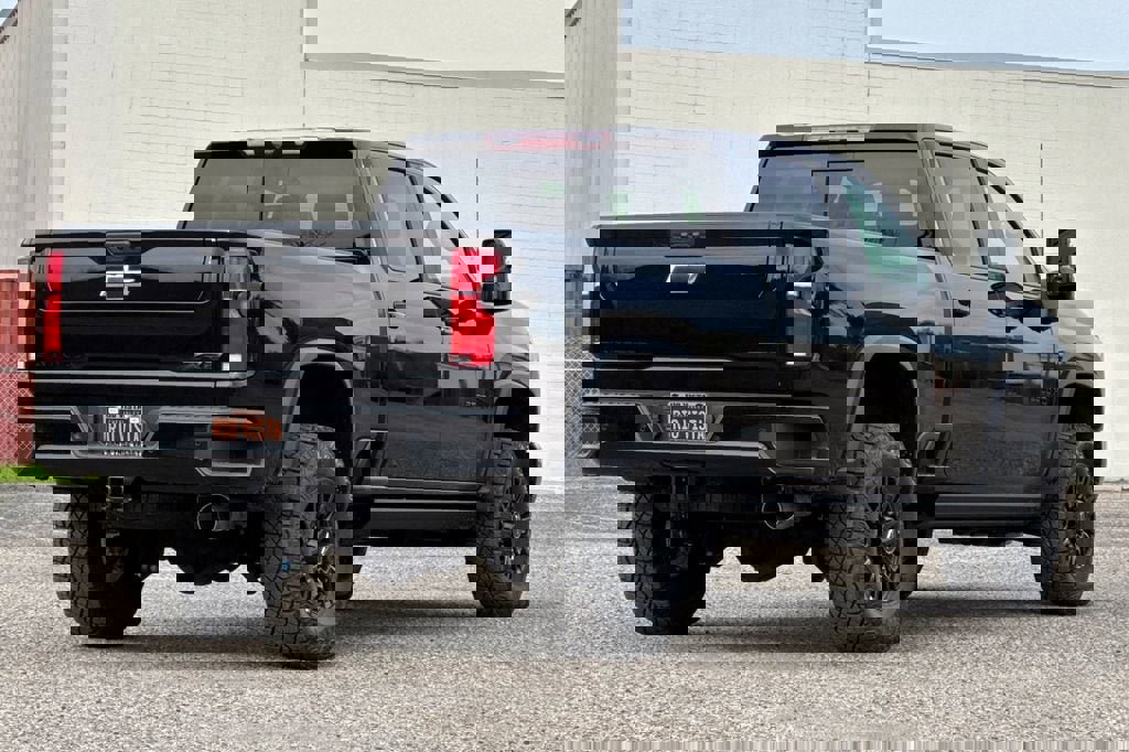 New 2026 Chevrolet Silverado 2500 ZR2 w/ LPO, Dark Essentials Package image 4