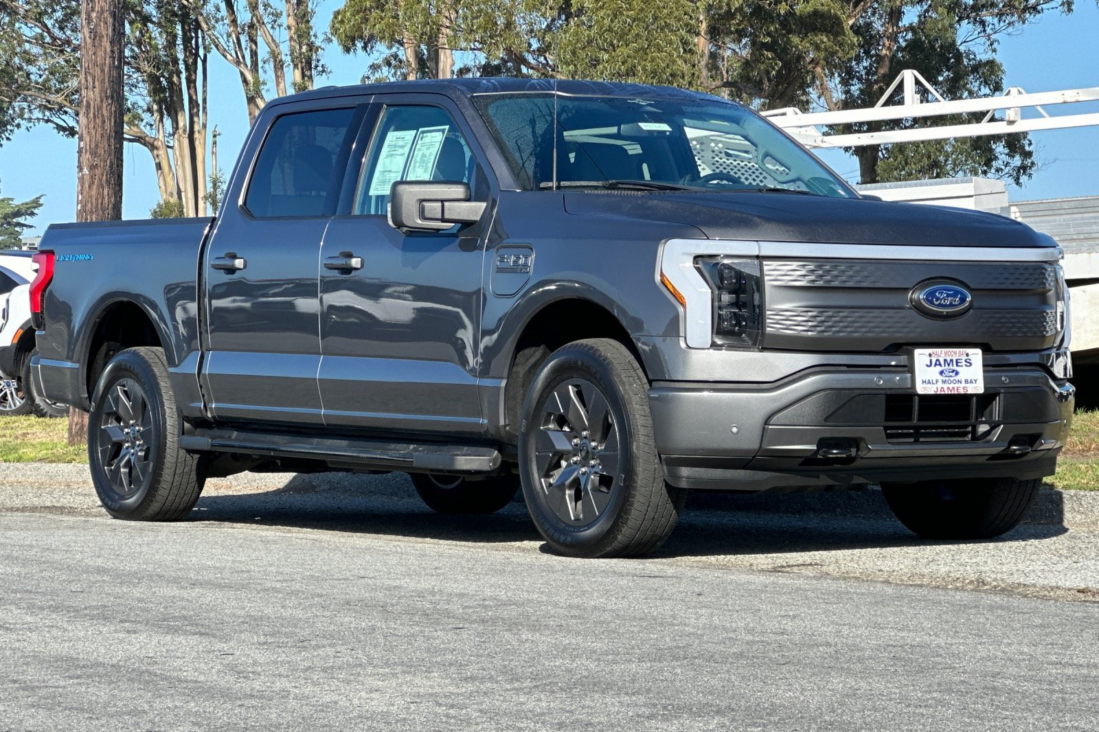 Used 2023 Ford F150 Lightning XLT w/ Equipment Group 312A High AWD/4WD image 7