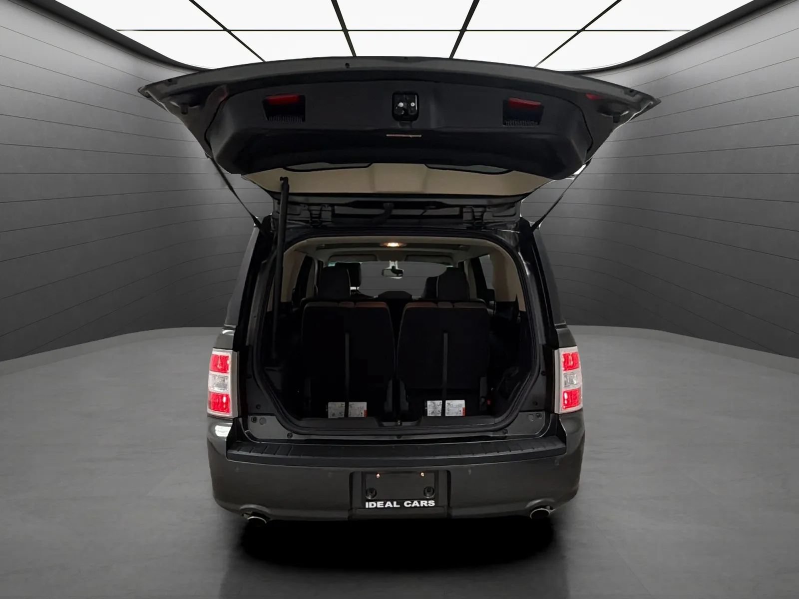 Used 2019 Ford Flex SEL w/ Equipment Group 202A FWD image 9