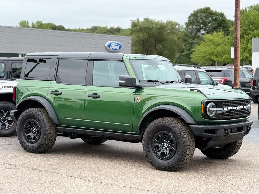 Used 2025 Ford Bronco Badlands AWD/4WD image 31