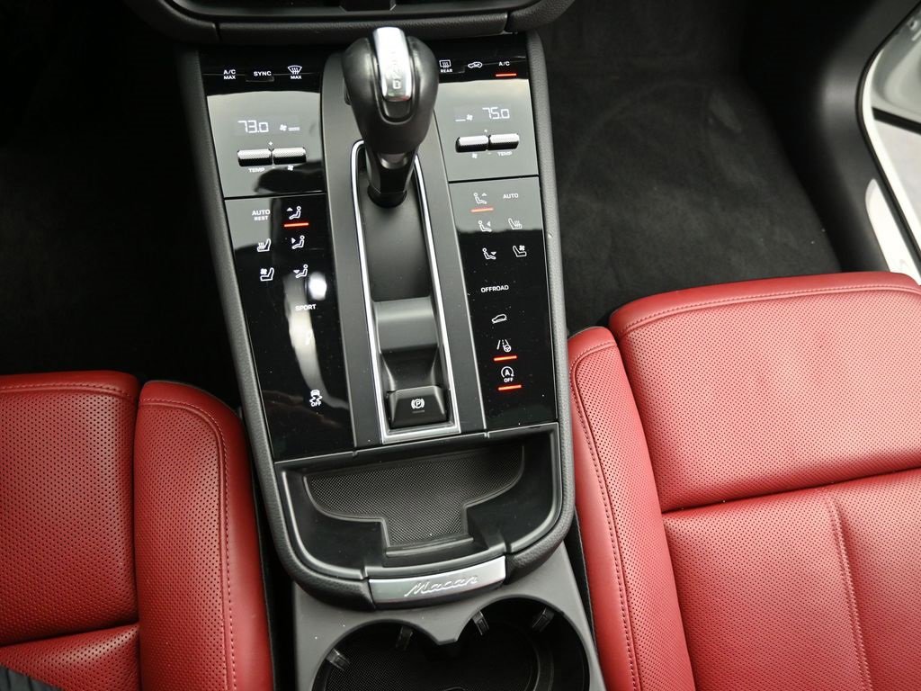 Used 2023 Porsche Macan S image 26