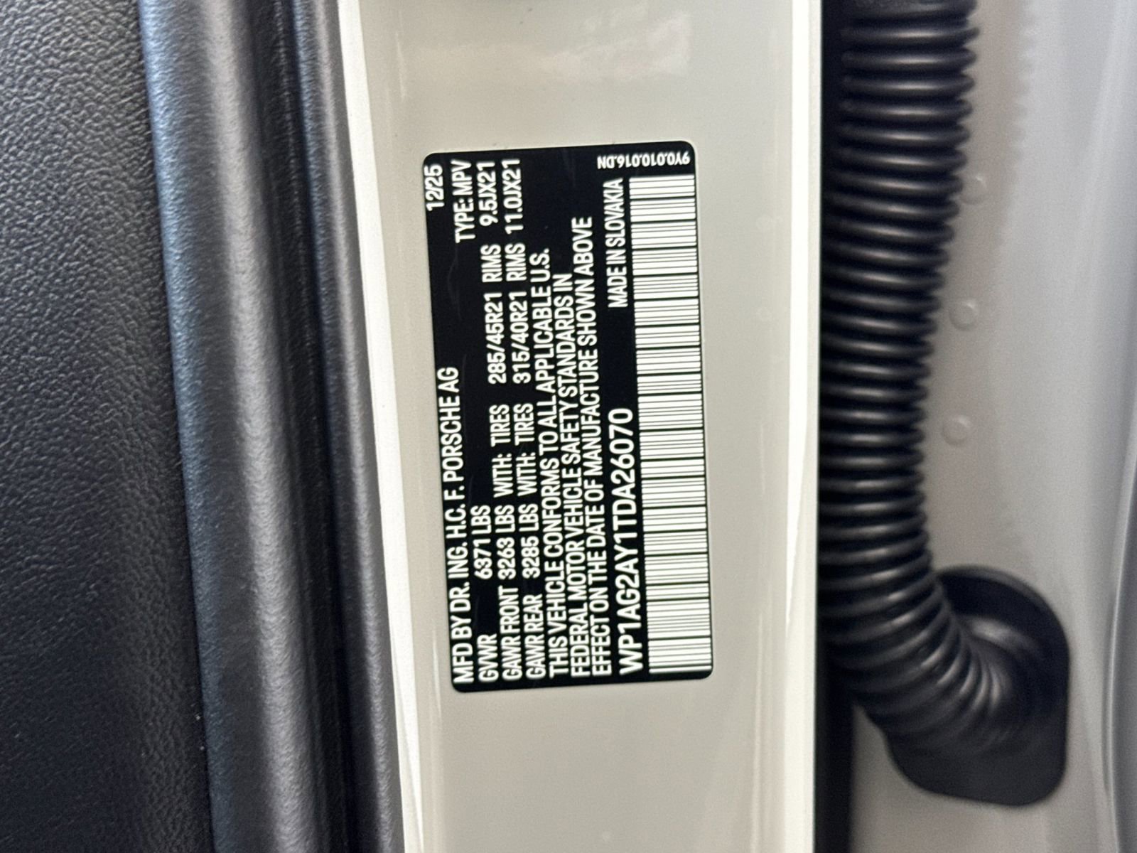 New 2026 Porsche Cayenne GTS image 36