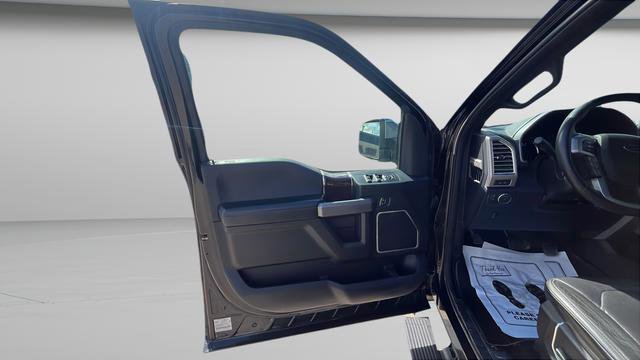 Used 2015 Ford F150 Platinum w/ Trailer Tow Package image 9