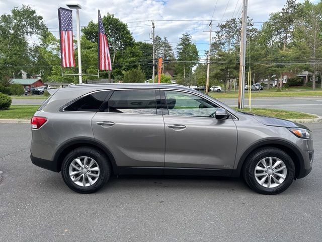 Used 2016 Kia Sorento AWD w/ LX Convenience Package image 5