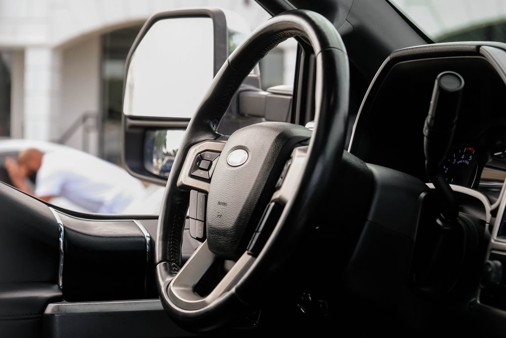 Used 2019 Ford F250 Platinum w/ Platinum Ultimate Package AWD/4WD image 12