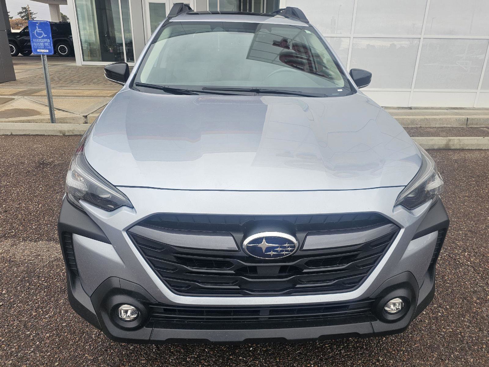 Used 2024 Subaru Outback Premium image 8