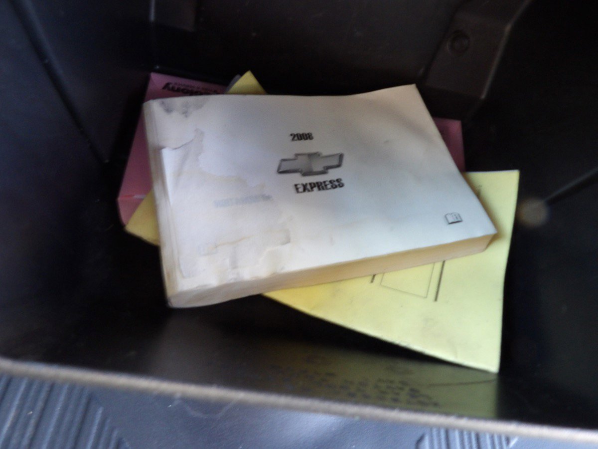 Used 2008 Chevrolet Express 3500 G3500 15 PASSENGER MINI BUS w/ School Bus Package image 32