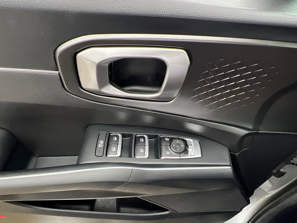Used 2023 Kia Sorento EX image 15