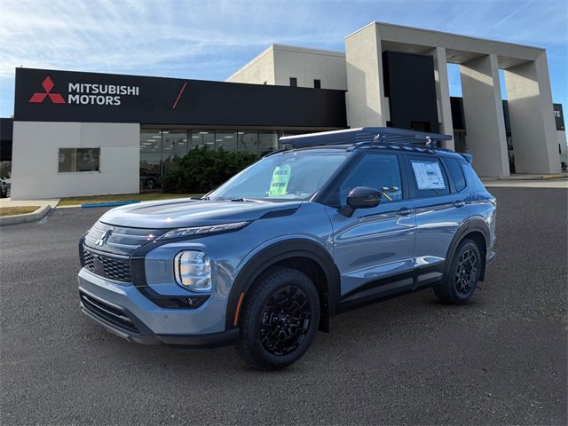 New 2025 Mitsubishi Outlander Trail Edition image 1