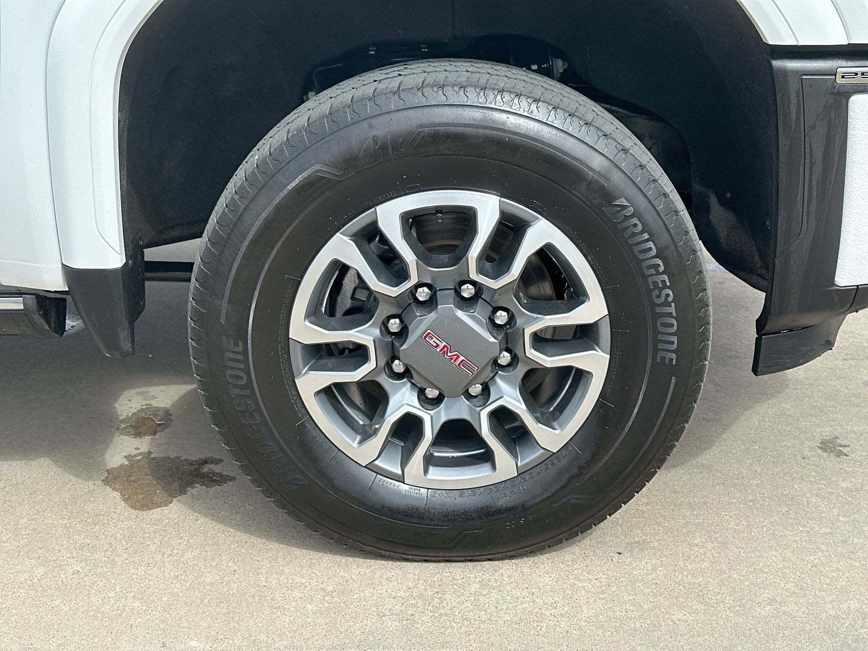 Used 2024 GMC Sierra 2500 Denali Ultimate image 10