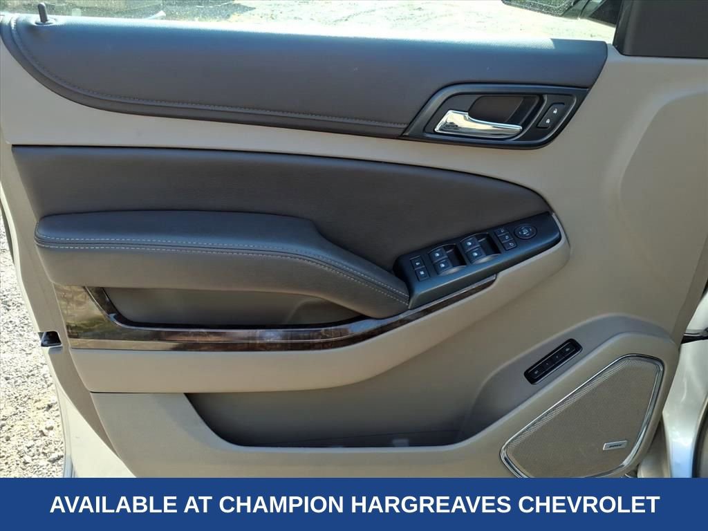 Used 2020 Chevrolet Suburban LT image 18