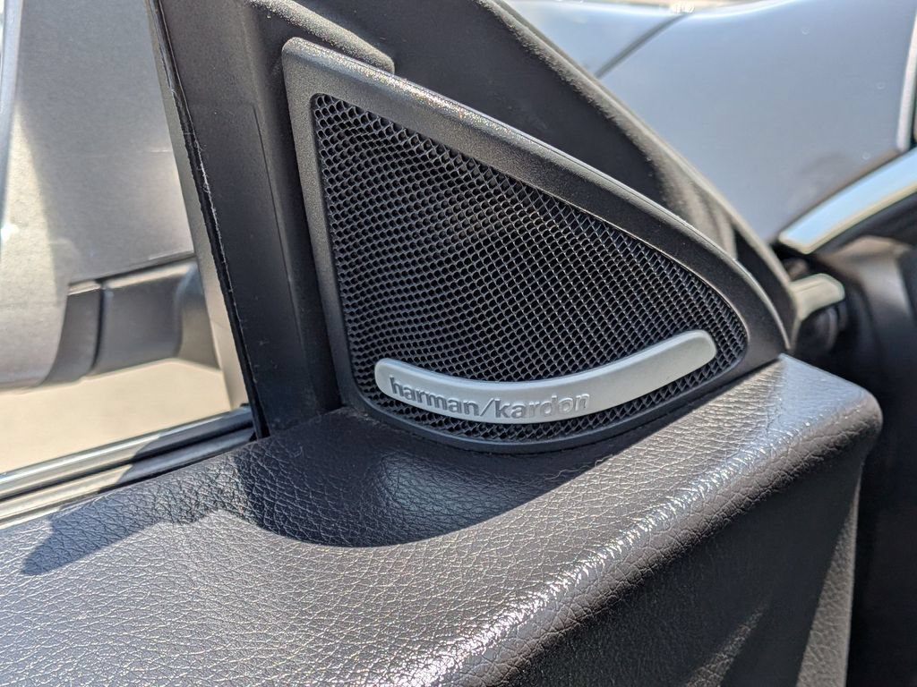 Used 2018 Mercedes-Benz CLA 250 image 12