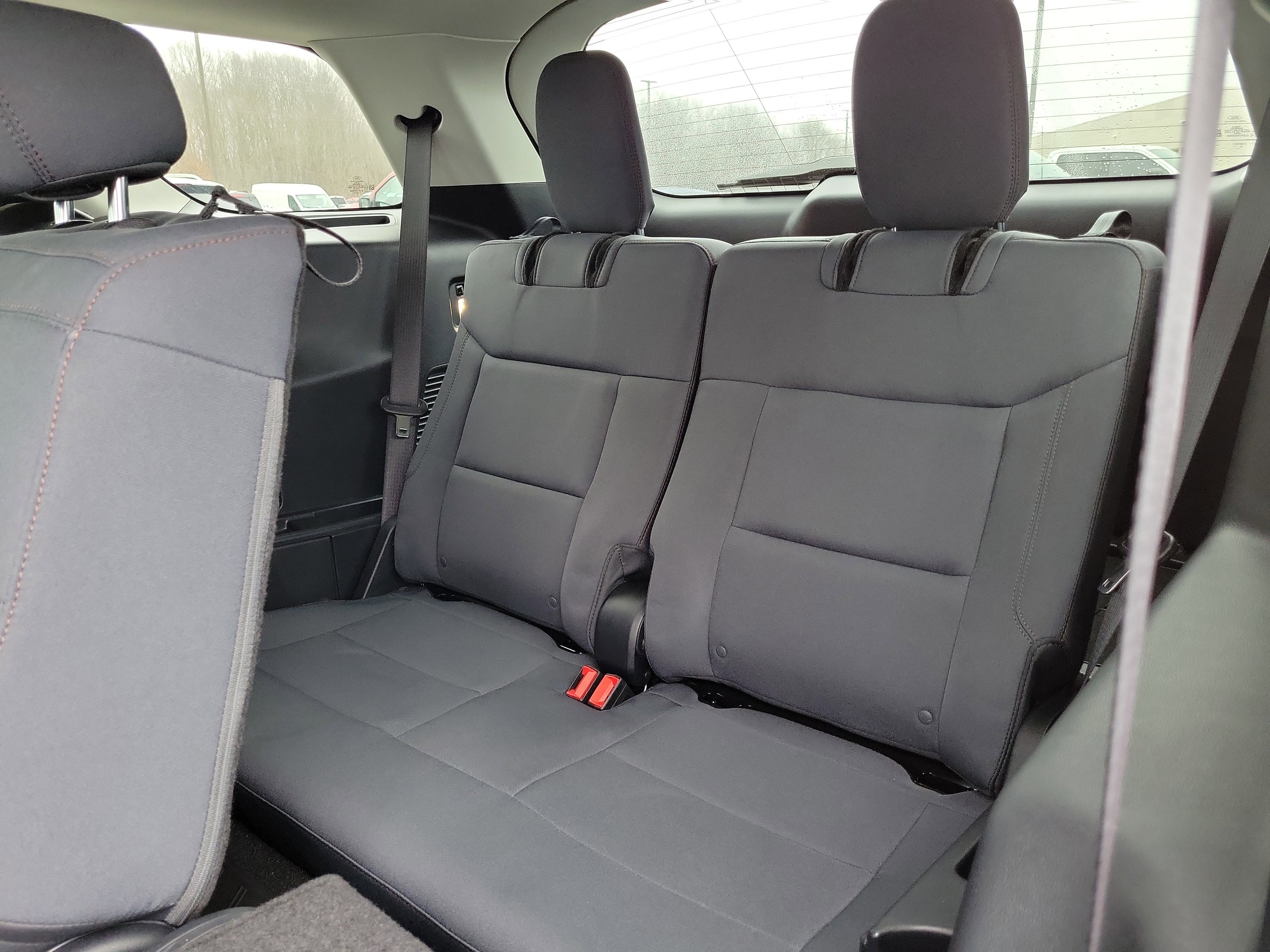 Certified 2025 Ford Explorer Active image 12