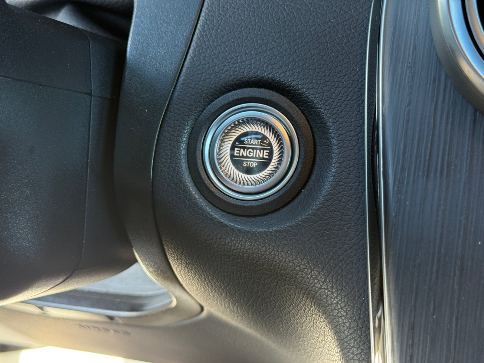 Certified 2022 Mercedes-Benz GLC 300 4MATIC image 30