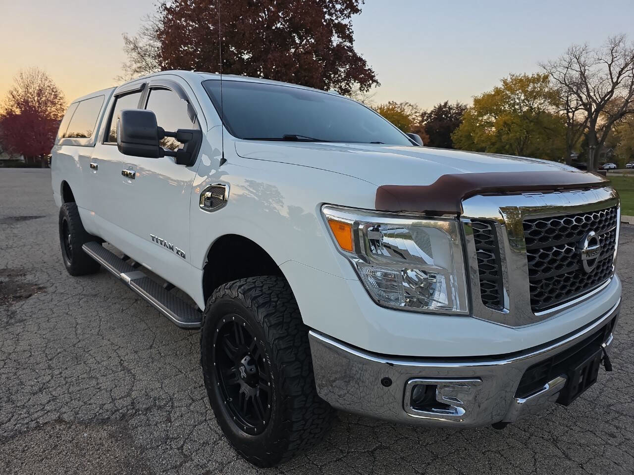 Used 2016 Nissan Titan SV AWD/4WD image 4