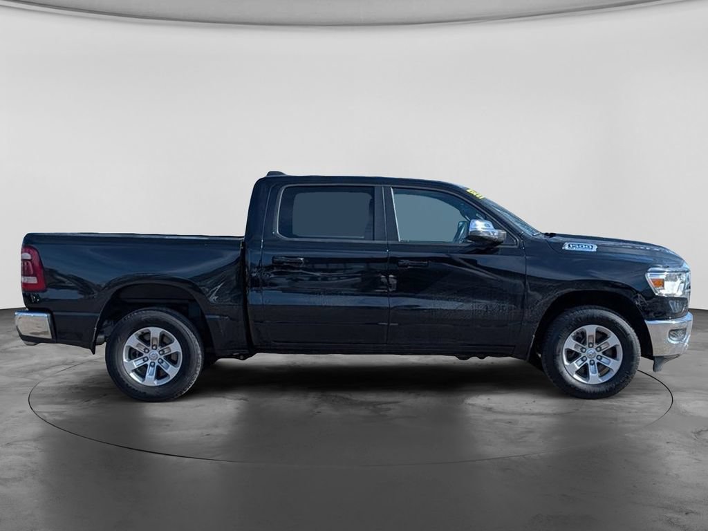 Used 2024 RAM 1500 Laramie AWD/4WD image 10