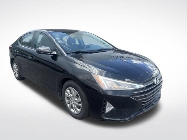 Used 2019 Hyundai Elantra SE w/ Winter Weather Package FWD image 7