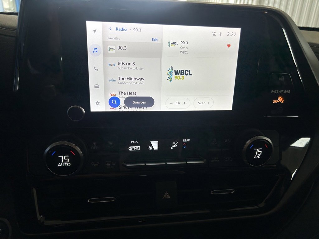 Used 2023 Toyota Highlander LE image 24