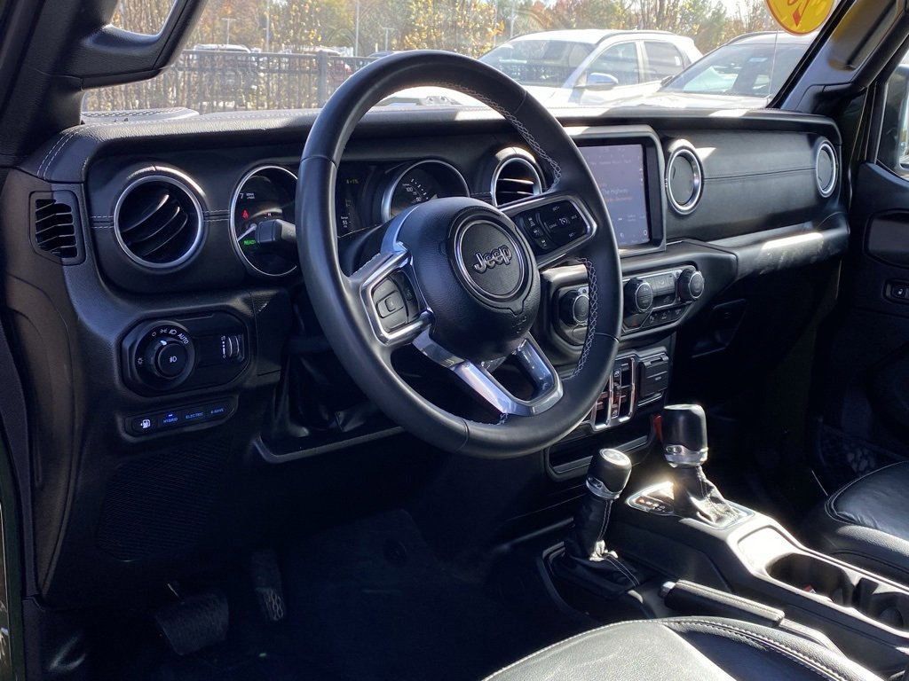 Used 2023 Jeep Wrangler Unlimited Sahara w/ Safety Group image 9