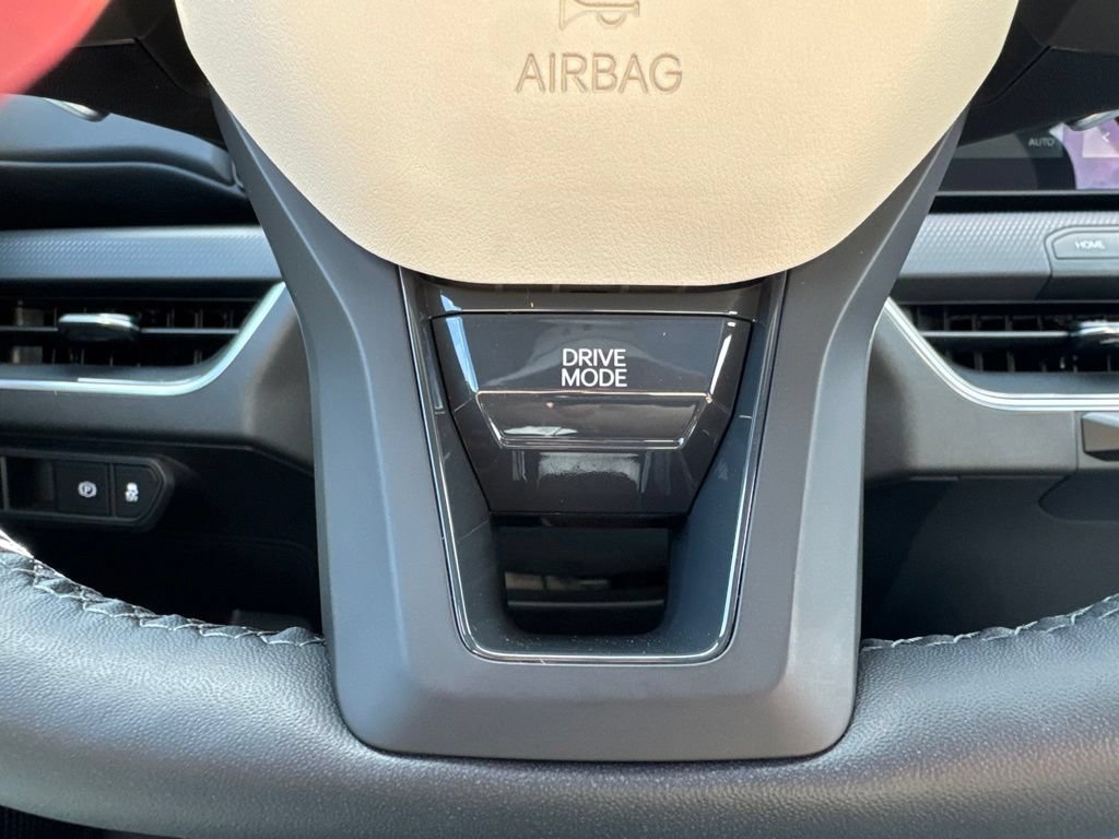New 2026 Kia K4 GT-Line w/ GT-Line Premium Package FWD image 17