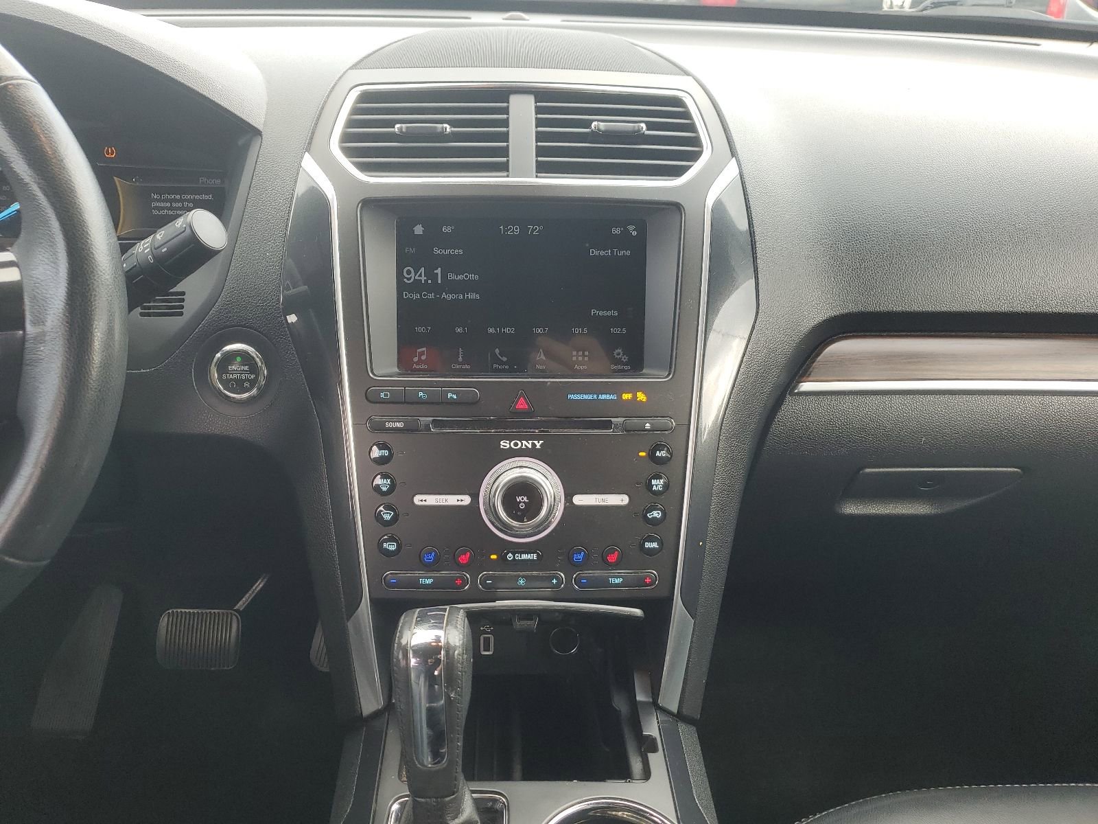 Used 2017 Ford Explorer Limited w/ Equipment Group 301A image 10