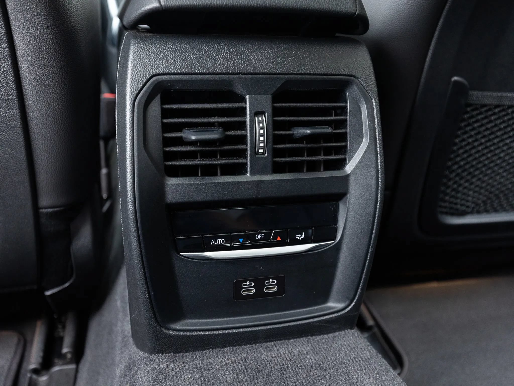 Used 2023 BMW i4 eDrive40 w/ Premium Package RWD image 32