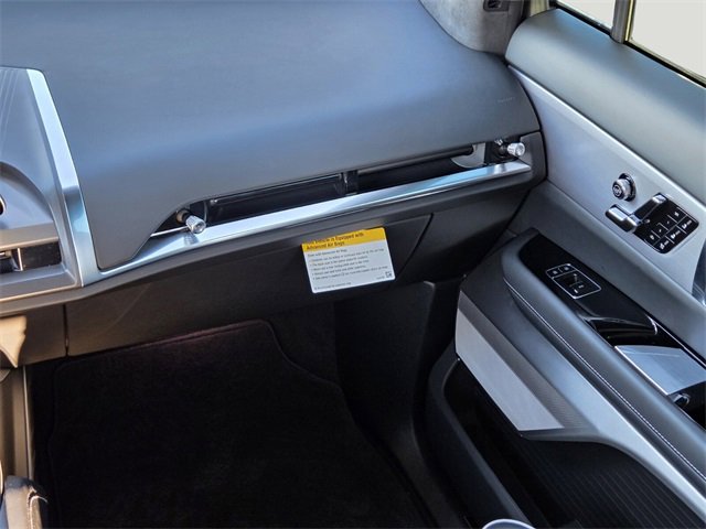 New 2026 Cadillac Vistiq Platinum image 17