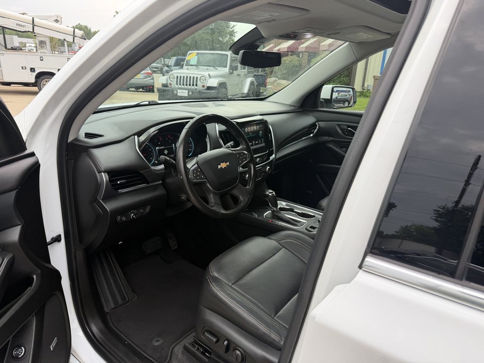Used 2019 Chevrolet Traverse Premier w/ LPO, Floor Liner Package AWD/4WD image 11