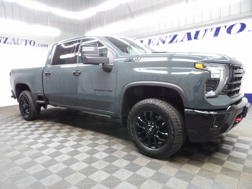 Used 2026 Chevrolet Silverado 2500 LTZ w/ Trail Boss Package AWD/4WD image 3