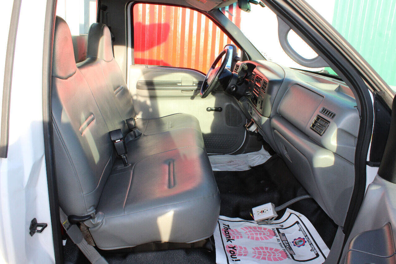 Used 2002 Ford F450 XL image 17