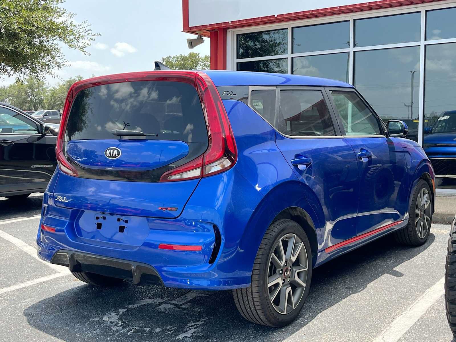 Used 2020 Kia Soul GT-Line w/ GT 2.0L Power Sunroof Package FWD image 5