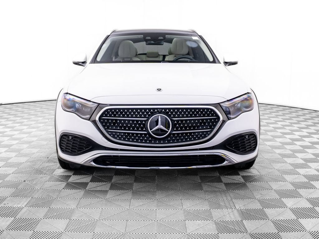 Used 2025 Mercedes-Benz E 450 4MATIC All-Terrain Wagon image 9