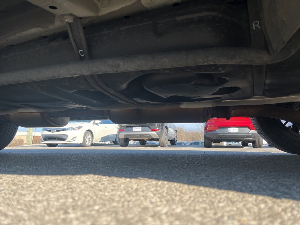 Used 2020 Nissan Pathfinder SV image 25