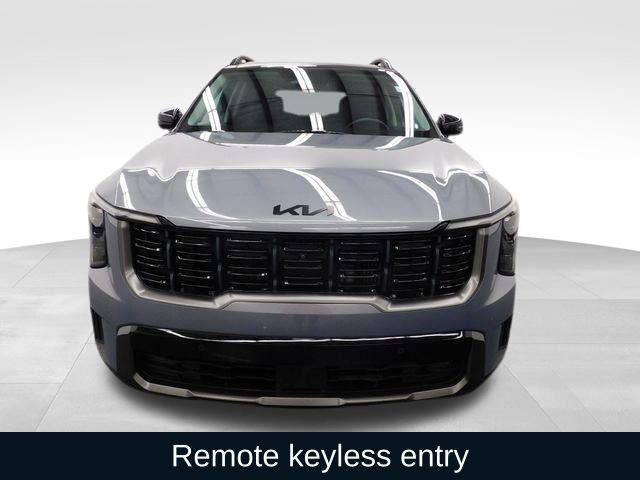Used 2025 Kia Sorento SX image 3