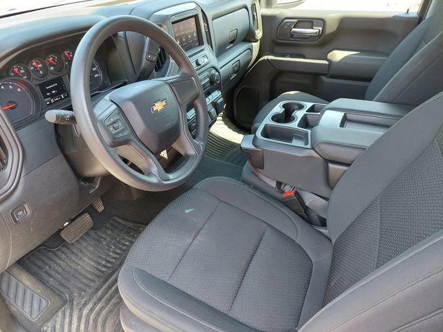 Used 2022 Chevrolet Silverado 2500 Custom w/ Custom Convenience Package AWD/4WD image 9