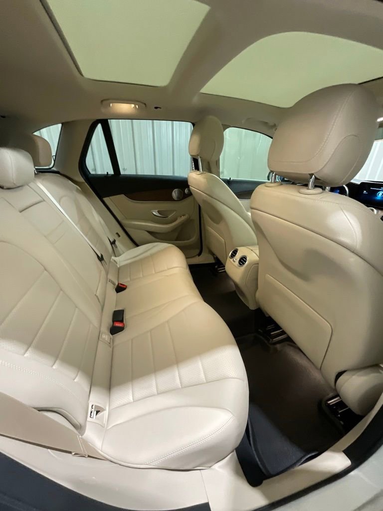 Used 2020 Mercedes-Benz GLC 300 image 14