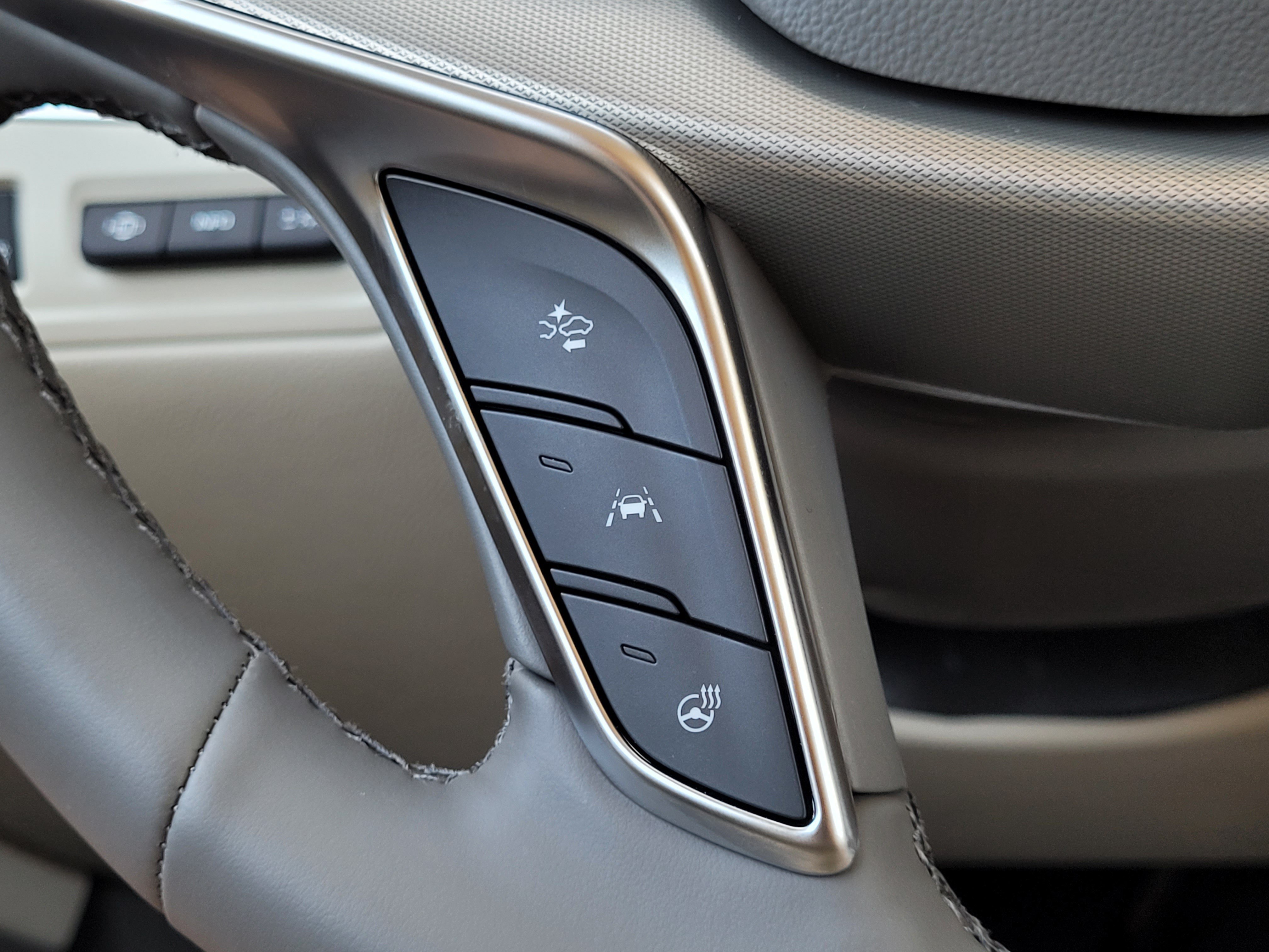 New 2026 Cadillac XT5 Premium Luxury w/ Driver Assist Package FWD image 18
