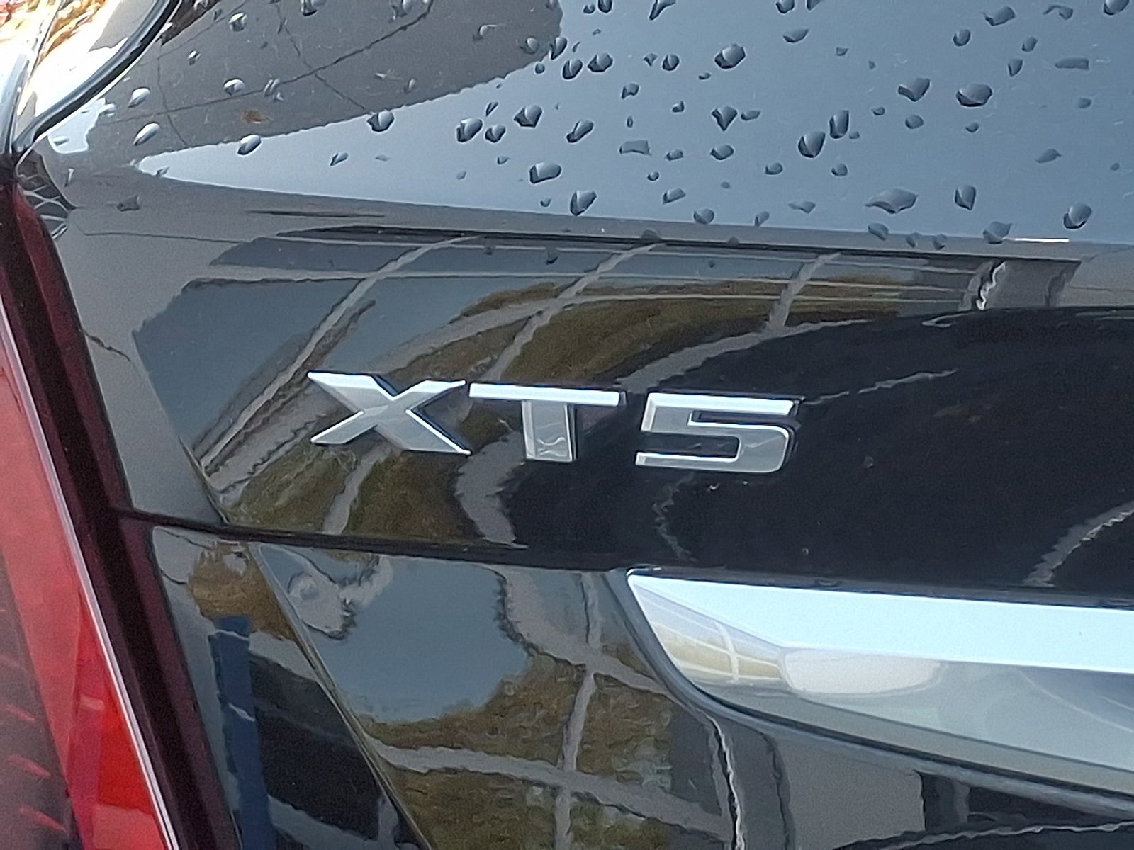 Used 2025 Cadillac XT5 Premium Luxury w/ Technology Package image 32