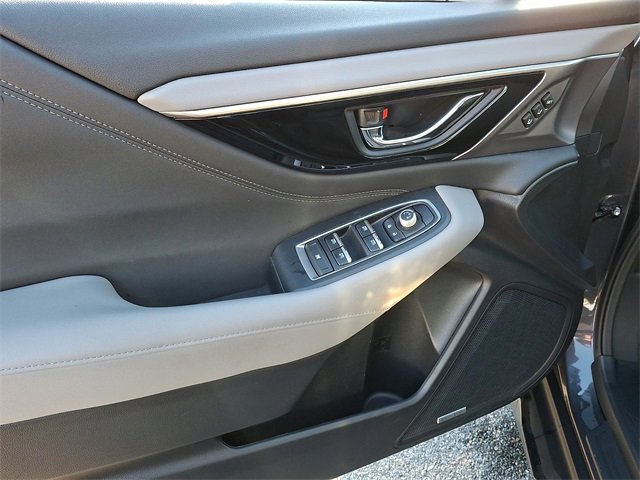 Used 2022 Subaru Outback Limited image 12