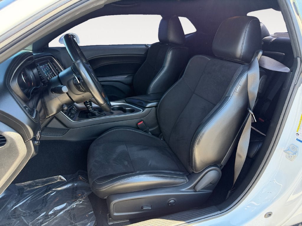 Used 2022 Dodge Challenger R/T w/ Plus Package RWD image 7