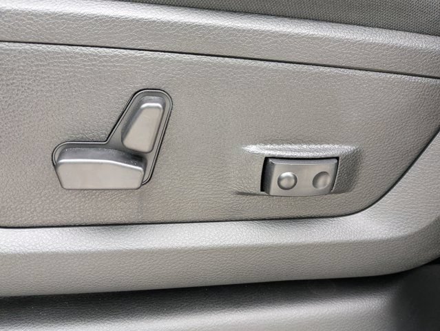 New 2026 RAM 3500 Big Horn AWD/4WD image 20