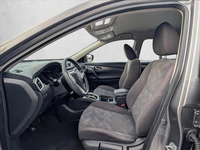 Used 2016 Nissan Rogue S image 16