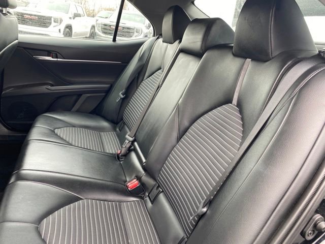 Used 2023 Toyota Camry SE image 17