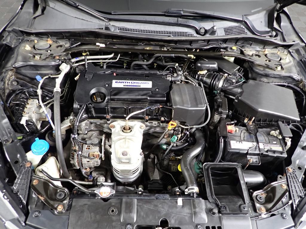 Used 2015 Honda Accord EX-L image 9