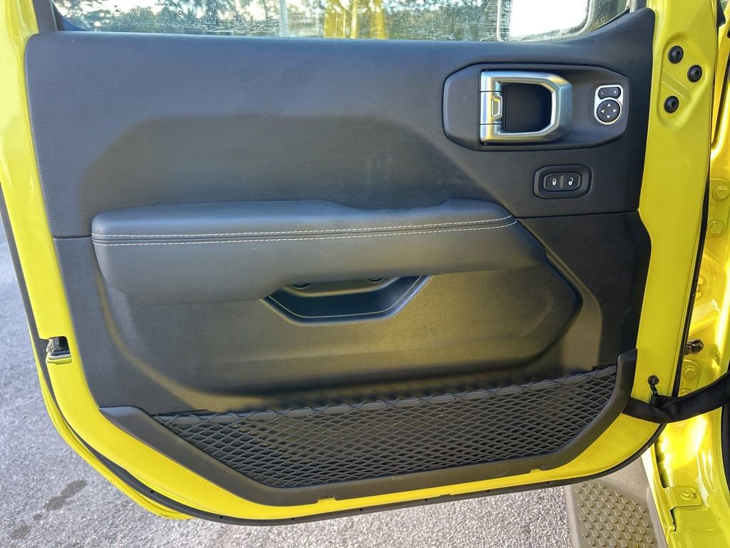 Used 2023 Jeep Wrangler Unlimited Sahara w/ Cold Weather Group image 36