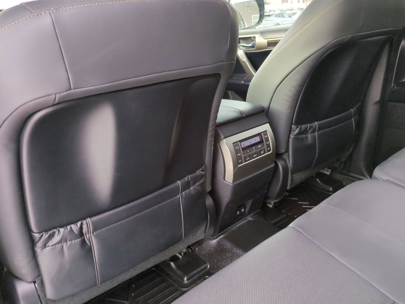 Used 2020 Lexus GX 460 Premium w/ Premium Package image 22