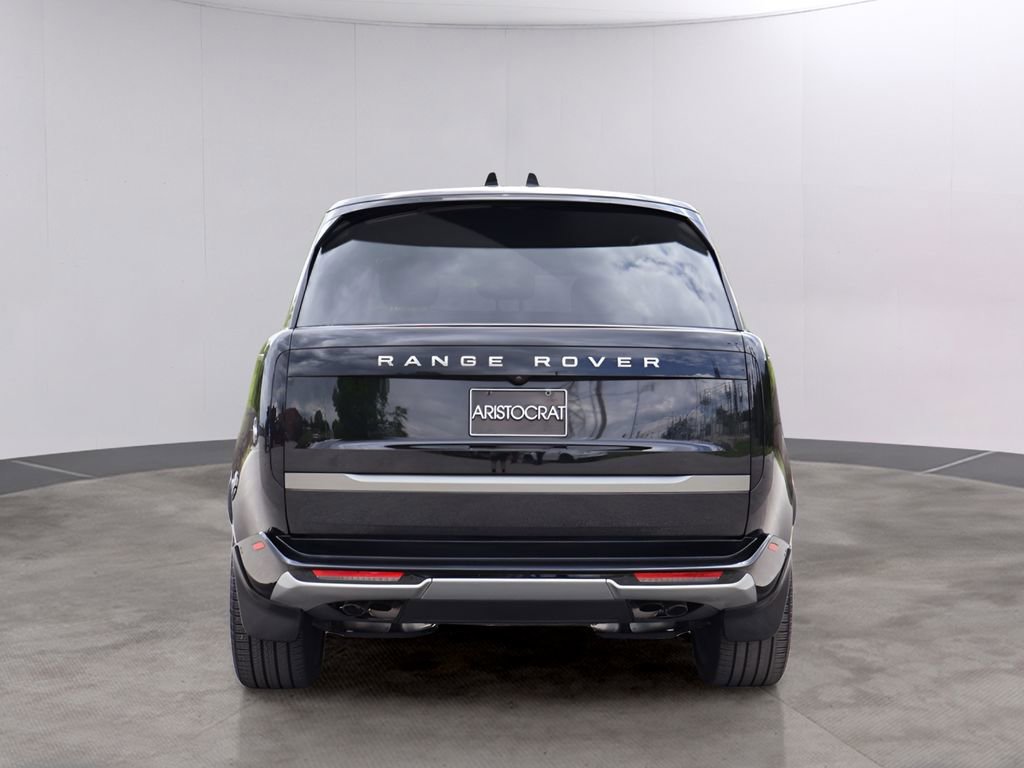 Certified 2025 Land Rover Range Rover Long Wheelbase SE AWD/4WD image 6