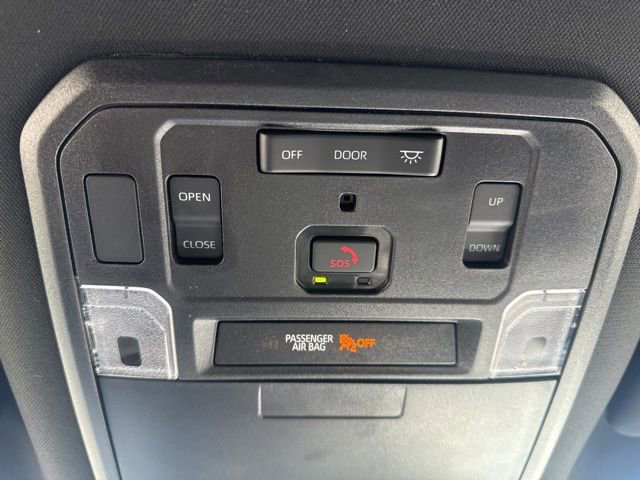 Used 2025 Toyota Sequoia SR5 image 39