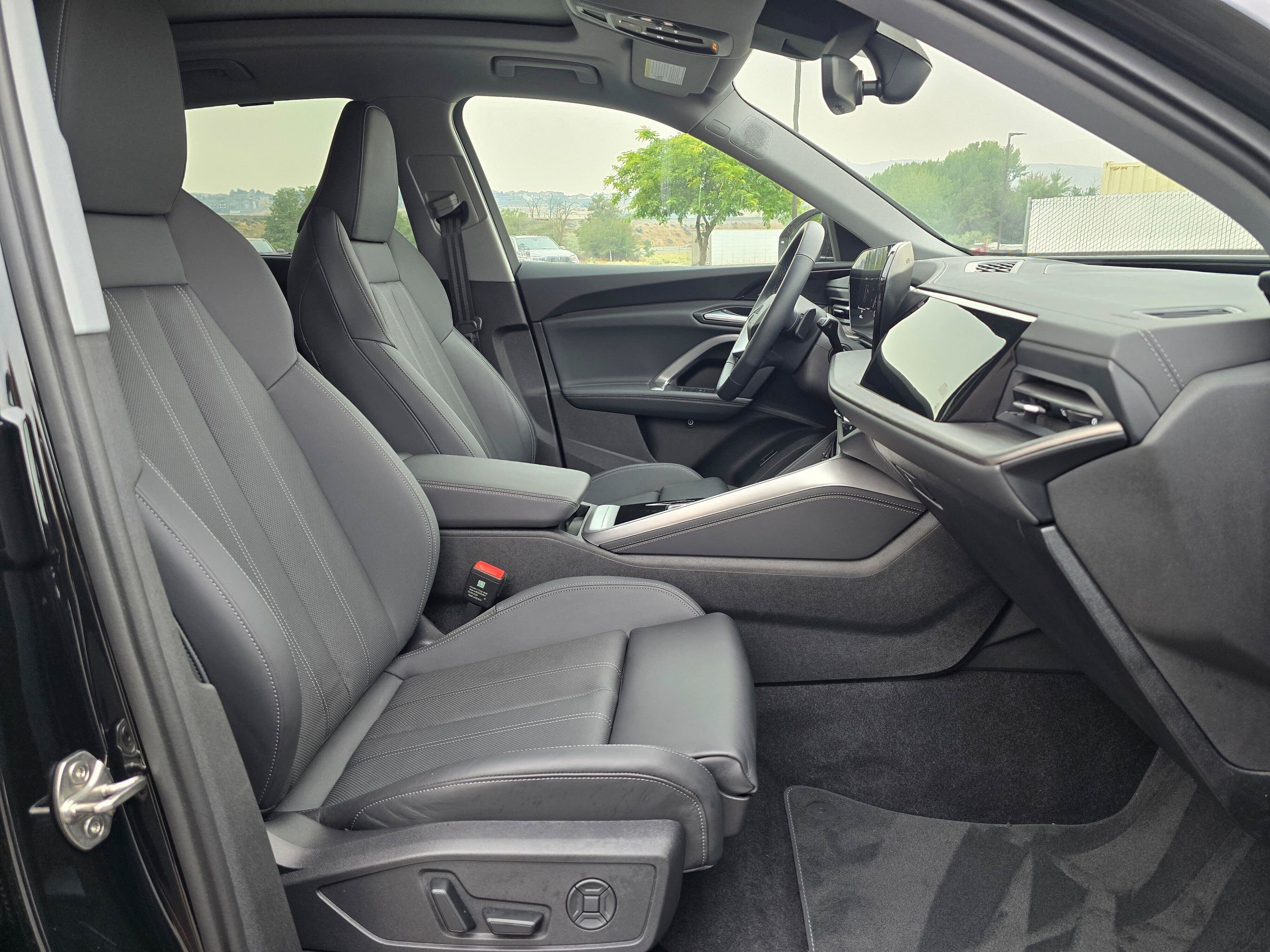 Certified 2025 Audi Q5 Premium Plus w/ Premium Plus AWD/4WD image 14